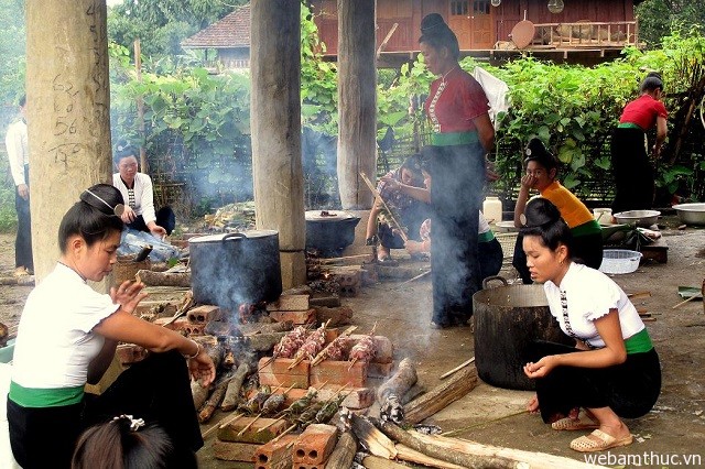 Hình 2 – Pa Pỉnh Tộp, món cá nướng danh bất hư truyền của Điện Biên