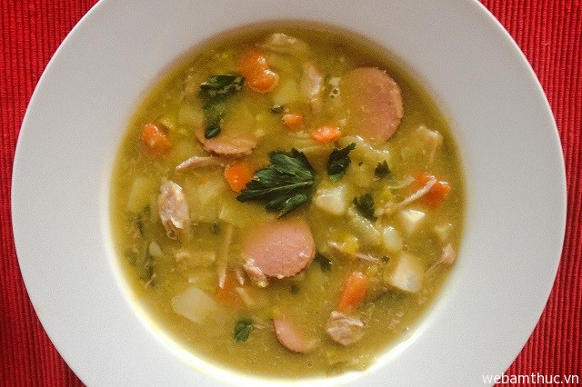 Hình 9 – Snert, món súp phổ biến trong những ngày đông lạnh ở Hà Lan
